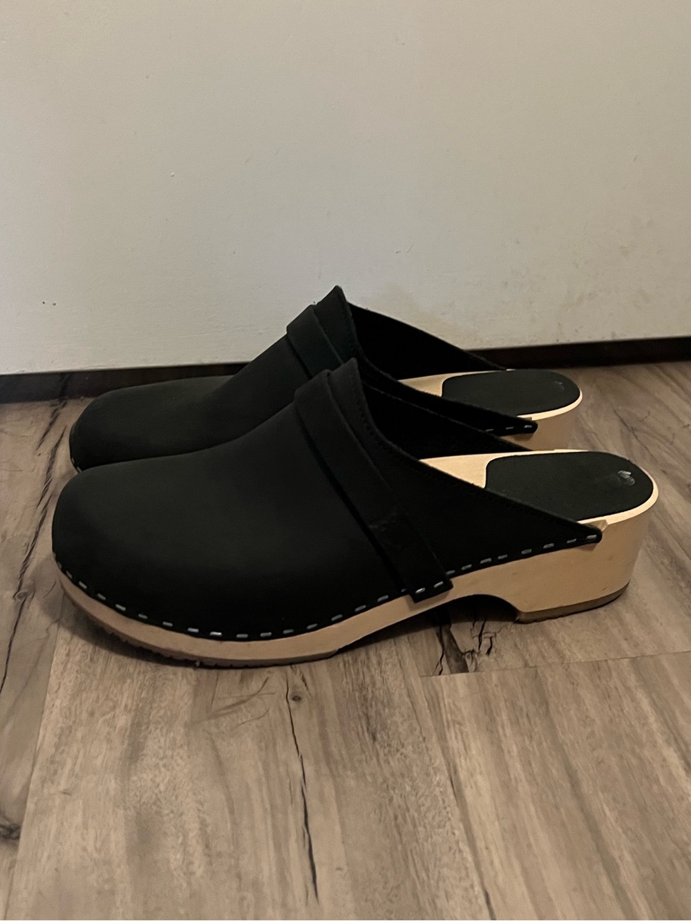 Sandgrens Tokyo Classic Clog Mule in Black